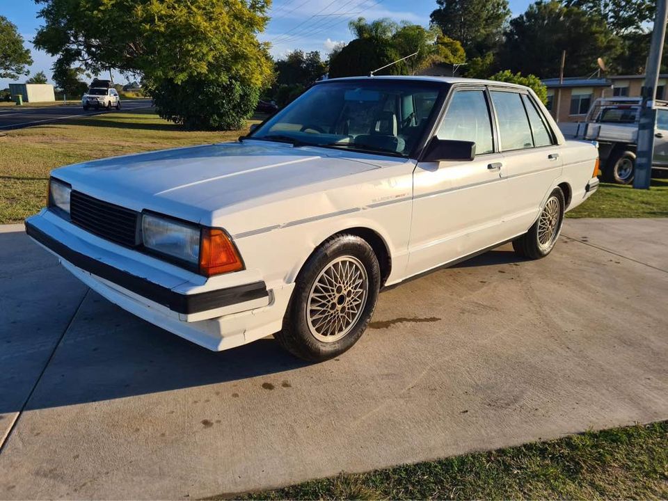 Nissan bluebird 1983